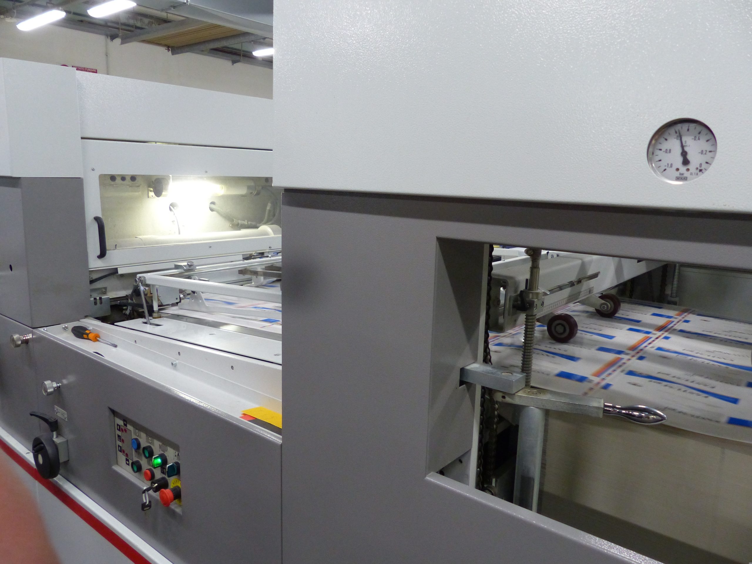 printing-house-2383643